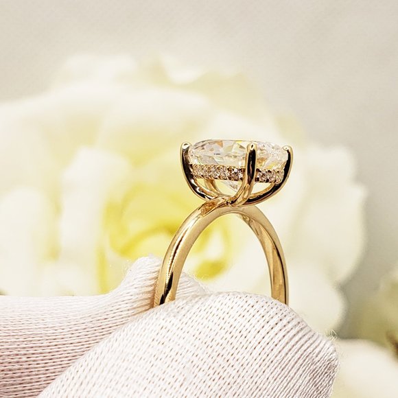 14K Yellow Gold 3 carats Pear Shaped Cut Moissanite Engagement Ring - Picture 12 of 13